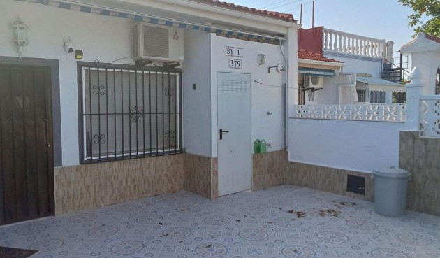 Resale - Bungalow -
Torrevieja - Torretas