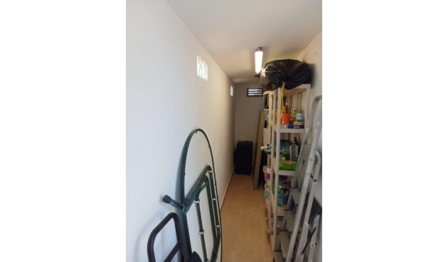 Resale - Bungalow -
Torrevieja - Torretas