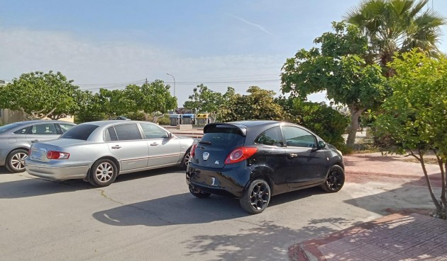 Resale - Bungalow -
Torrevieja - Torretas
