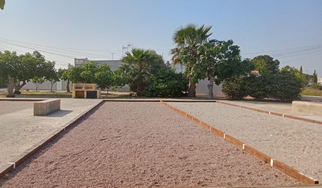 Resale - Bungalow -
Torrevieja - Torretas