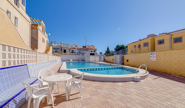 Resale - Bungalow -
Torrevieja - La Siesta - El Salado - Torreta