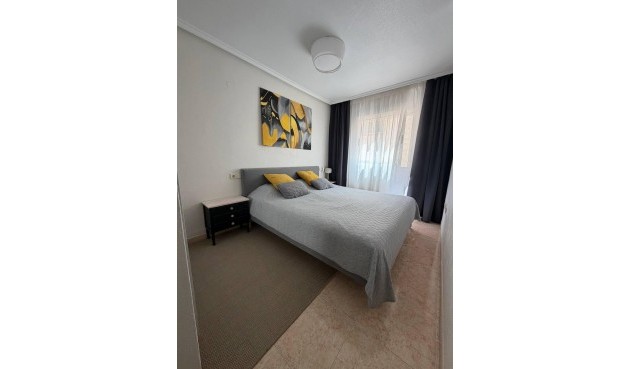 Återförsäljning - Apartment -
Torrevieja - Centro