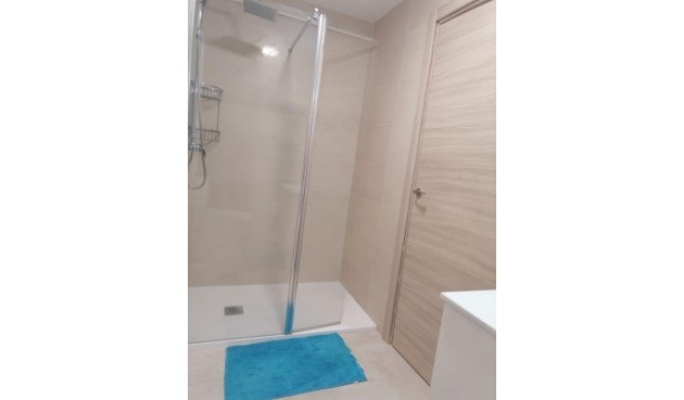 Brukt - Apartment -
Alicante - Altozano