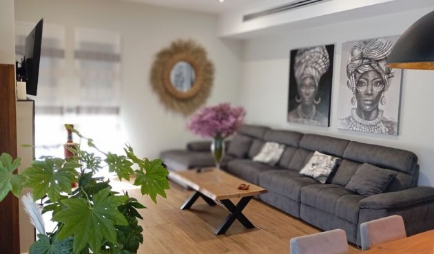 Brukt - Villa -
Daya Nueva - Costa Blanca