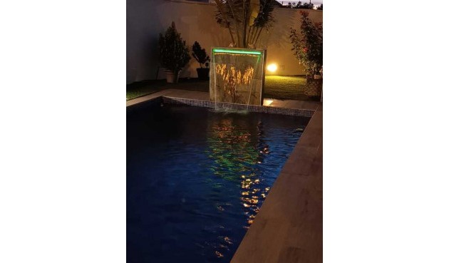 Brukt - Villa -
Daya Nueva - Costa Blanca
