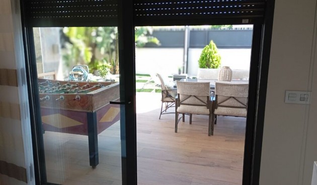 Brukt - Villa -
Daya Nueva - Costa Blanca