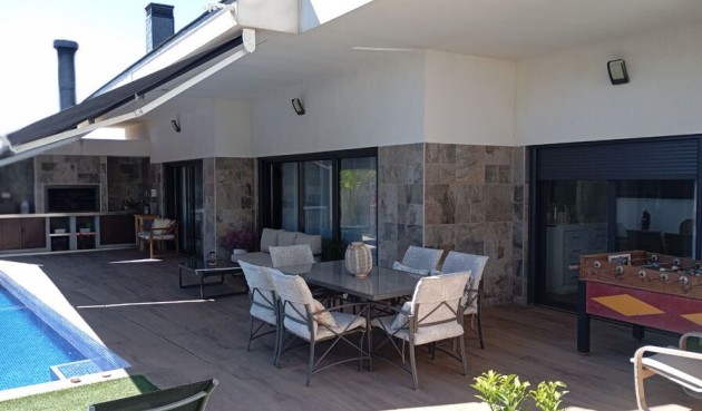 Brukt - Villa -
Daya Nueva - Costa Blanca