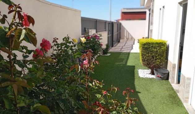 Brukt - Villa -
Daya Nueva - Costa Blanca