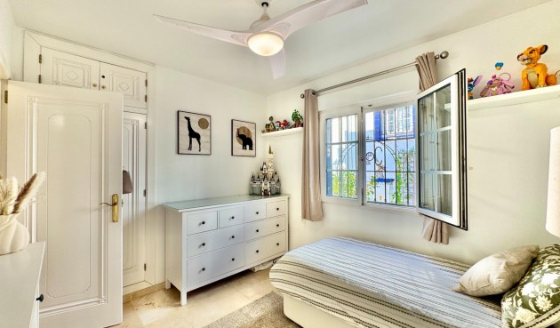 Brukt - Bungalow -
Orihuela Costa - Villamartín-las Filipinas