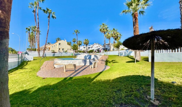 Brukt - Bungalow -
Orihuela Costa - Villamartín-las Filipinas