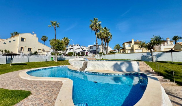 Brukt - Bungalow -
Orihuela Costa - Villamartín-las Filipinas