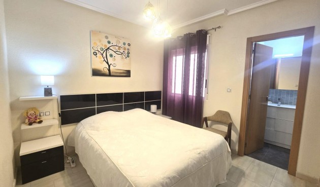 Återförsäljning - Apartment -
Torrevieja - Centro