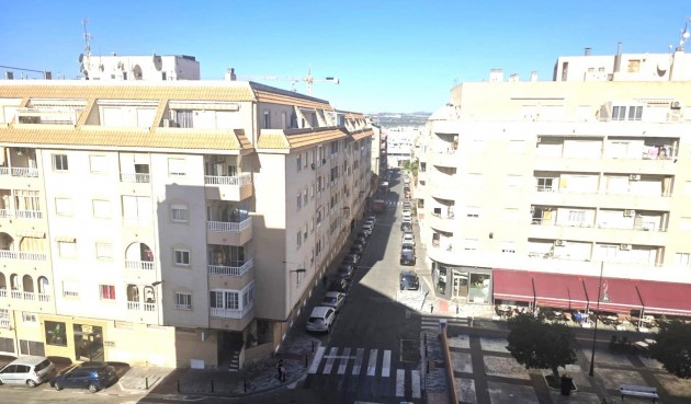 Återförsäljning - Apartment -
Torrevieja - Centro