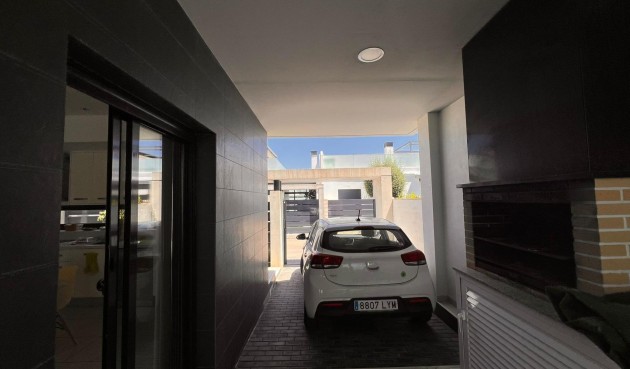 Brukt - Villa -
Orihuela Costa - Lomas de Cabo Roig