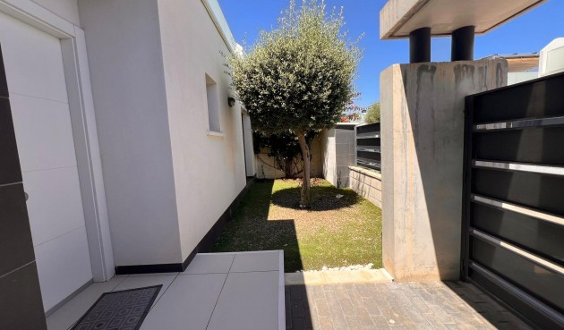 Brukt - Villa -
Orihuela Costa - Lomas de Cabo Roig