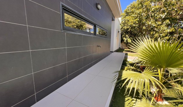 Brukt - Villa -
Orihuela Costa - Lomas de Cabo Roig