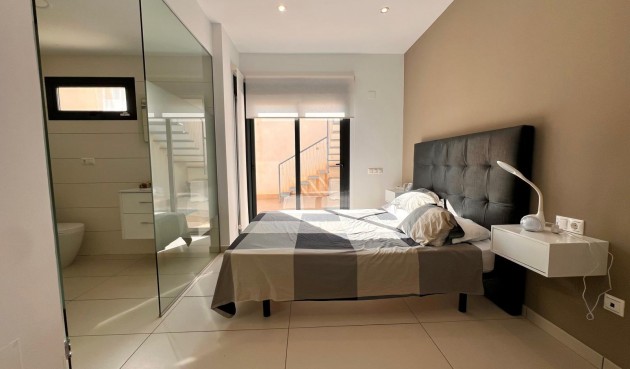 Brukt - Villa -
Orihuela Costa - Lomas de Cabo Roig