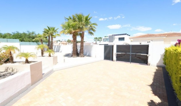 Brukt - Villa -
Rojales - Inland