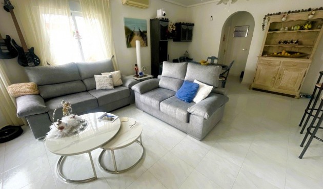 Brukt - Villa -
Ciudad Quesada - Costa Blanca