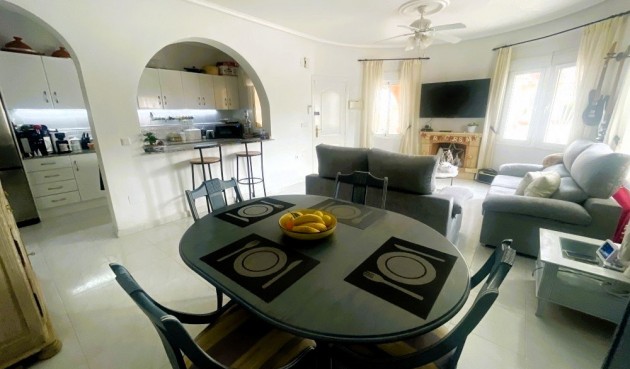 Brukt - Villa -
Ciudad Quesada - Costa Blanca