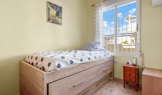 Brukt - Bungalow -
Orihuela Costa - Costa Blanca