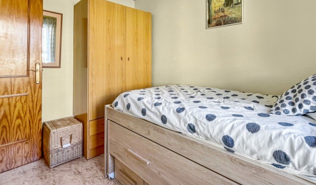 Brukt - Bungalow -
Orihuela Costa - Costa Blanca