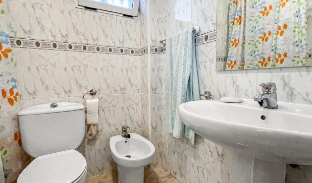 Brukt - Bungalow -
Orihuela Costa - Costa Blanca