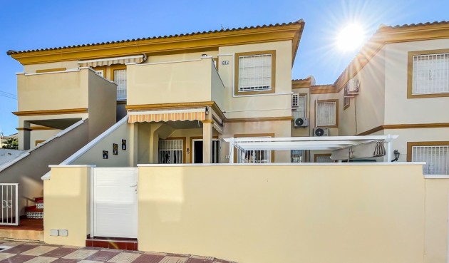 Brukt - Bungalow -
Orihuela Costa - Costa Blanca