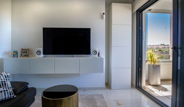 Brukt - Penthouse Penthouse -
Los Altos - AMANECER
