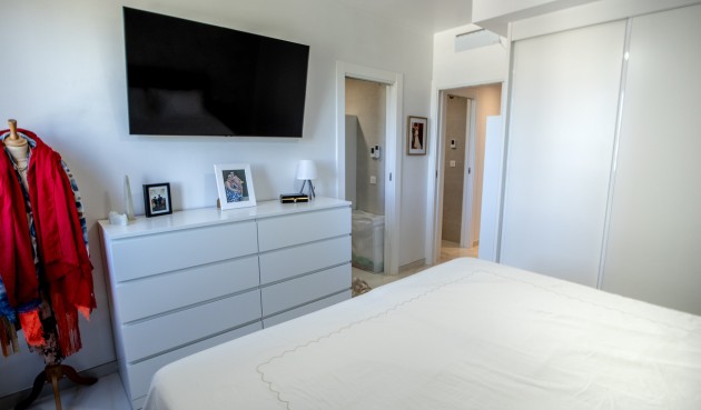 Brukt - Penthouse Penthouse -
Los Altos - AMANECER