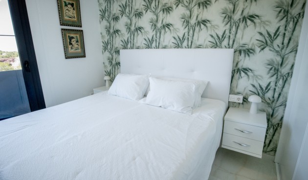 Brukt - Penthouse Penthouse -
Los Altos - AMANECER