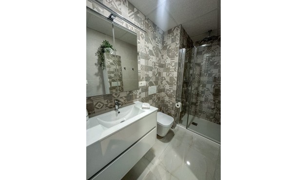 Brukt - Penthouse Penthouse -
Los Altos - AMANECER