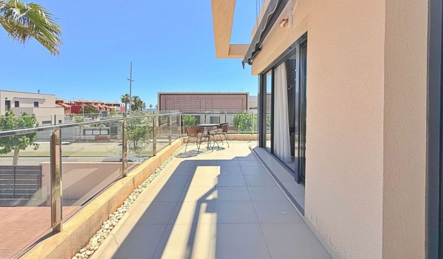 Brukt - Toppleilighet -
Pilar de la Horadada - Costa Blanca