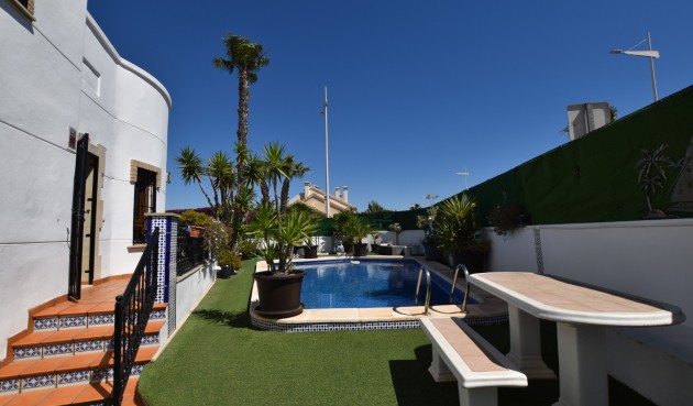 Brukt - Villa -
Algorfa - Inland
