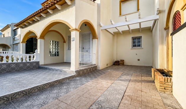 Återförsäljning - Town House -
Orihuela Costa - Costa Blanca