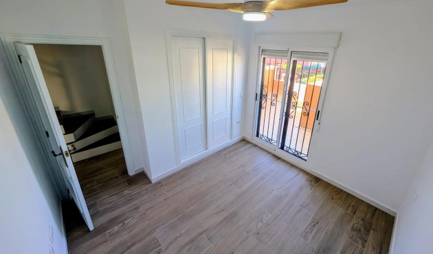 Reventa - Villa -
Orihuela Costa - Costa Blanca