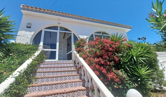 Återförsäljning - Villa -
Orihuela Costa - Costa Blanca