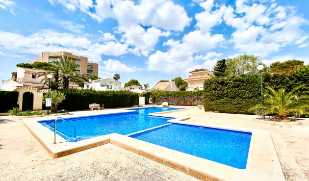 Brukt - Villa -
La Zenia - Costa Blanca