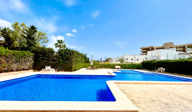 Brukt - Villa -
La Zenia - Costa Blanca