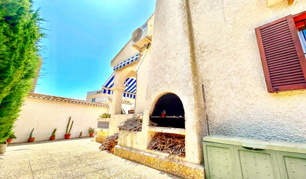 Brukt - Villa -
La Zenia - Costa Blanca