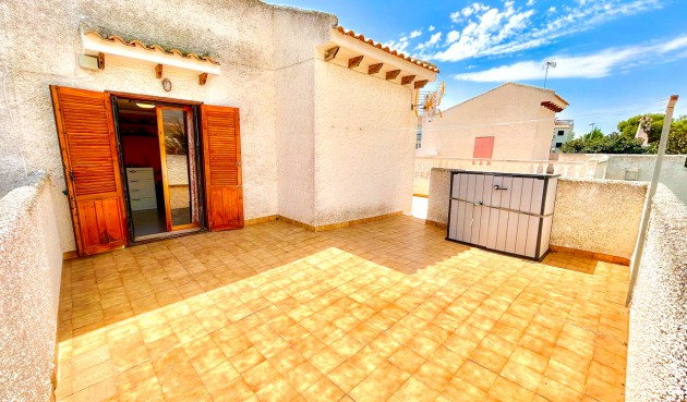 Brukt - Villa -
La Zenia - Costa Blanca