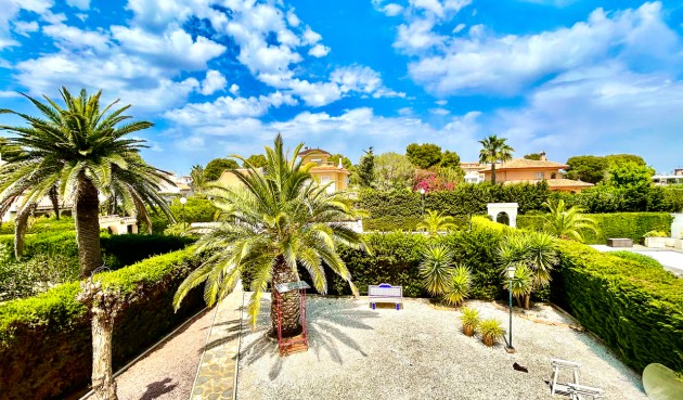 Brukt - Villa -
La Zenia - Costa Blanca