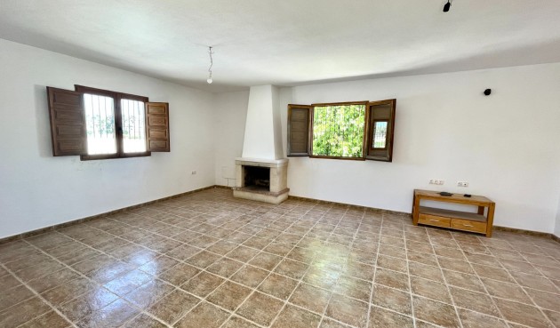 Brukt - Villa -
Catral - Costa Blanca