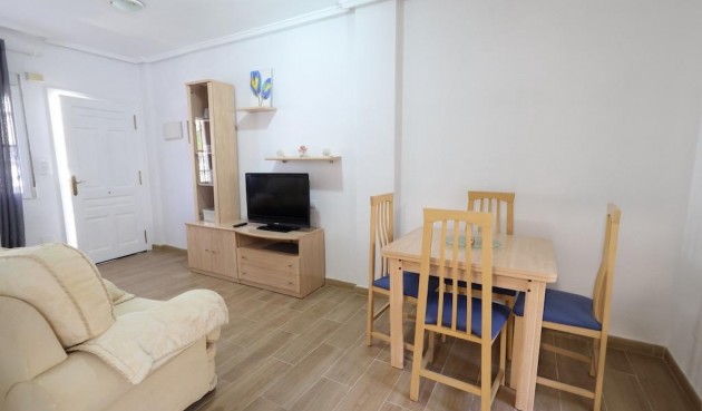 Brukt - Bungalow -
Orihuela Costa - Costa Blanca