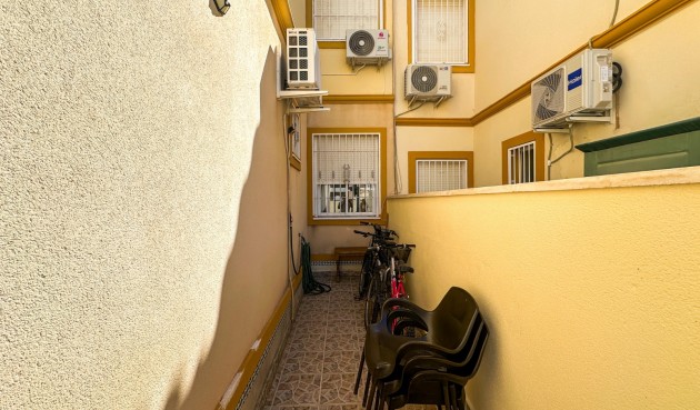 Brukt - Apartment -
Orihuela - Inland