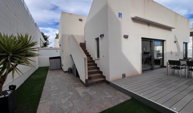 Brukt - Villa -
Orihuela Costa - Costa Blanca
