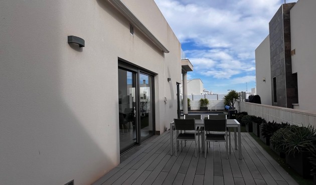 Brukt - Villa -
Orihuela Costa - Costa Blanca