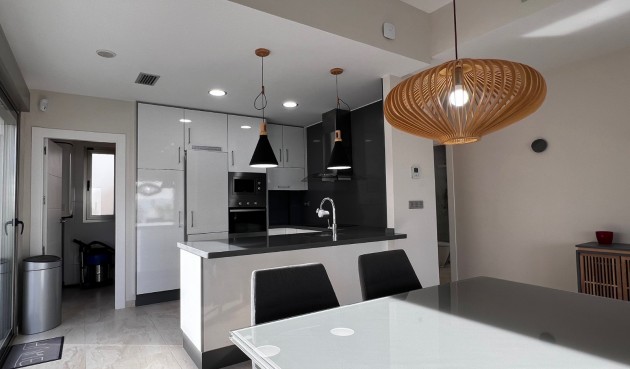 Brukt - Villa -
Orihuela Costa - Costa Blanca