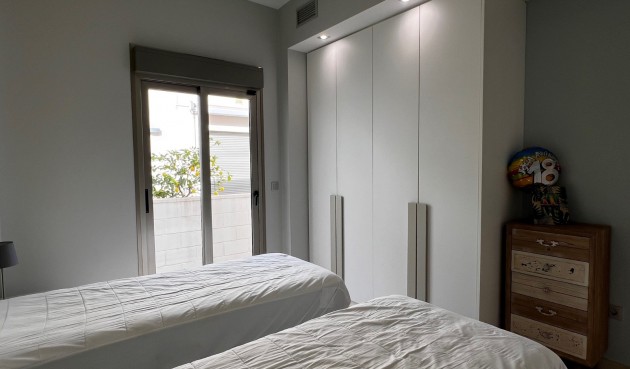 Brukt - Villa -
Orihuela Costa - Costa Blanca