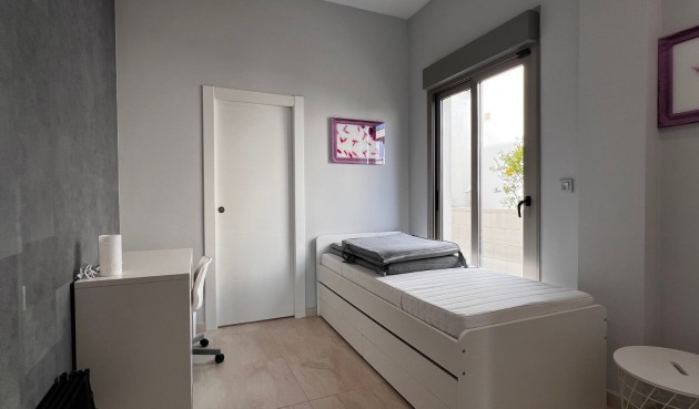 Brukt - Villa -
Orihuela Costa - Costa Blanca